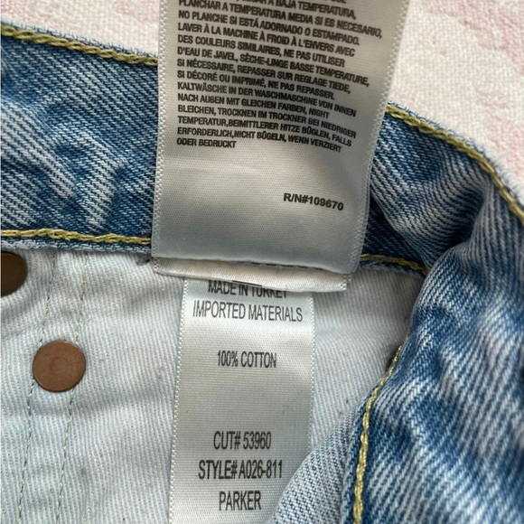 Agolde Frayed Hem Light Blue Jean Shorts - Picture 8 of 8